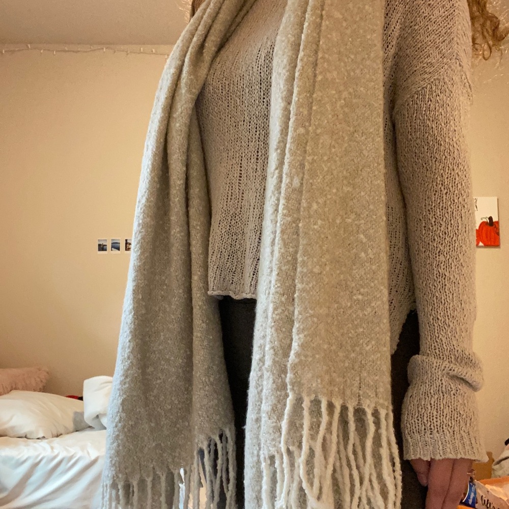 Blanket scarf from AE